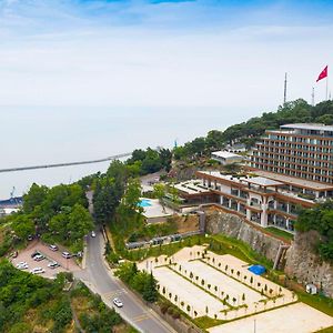 Radisson Blu Hotel Trabzon Exterior photo