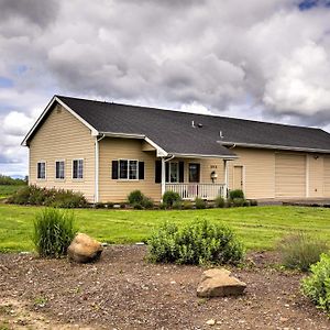 The Farm House On Mount Tom Hotel Harrisburg Exterior photo