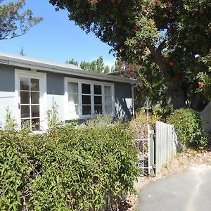 Waipapa - The Heart Of The Harbour Bed & Breakfast Diamond Harbour Exterior photo