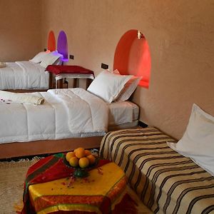 Gite D'Etape Tamaloute Bed & Breakfast Bou Tharar Exterior photo