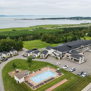 Days Inn By Wyndham Riviere-Du-Loup Exterior photo