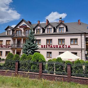 Hotel Hesperus Miedzyrzec Podlaski Exterior photo