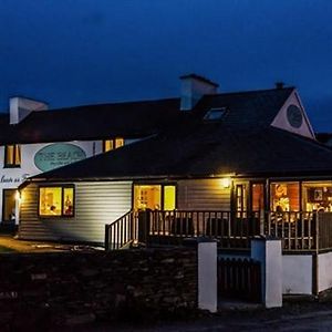 The Beach, Days Bar And B&B Đảo Đảo Inishbofin Exterior photo