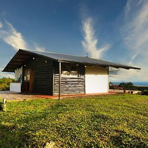 Cabana De La Tortuga Gigante Villa Bellavista  Exterior photo