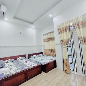 Nha Nghi Nhat Anh Bed & Breakfast Ap Rach Meo Exterior photo