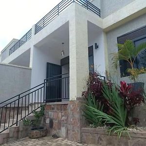 Injishi Luxe House Apartment Kigali Exterior photo