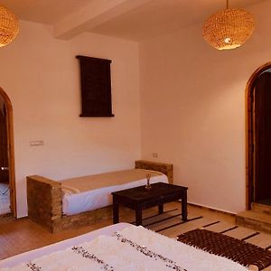 Kasbah Isfoula And Spa Bed & Breakfast Ait Benhaddou Room photo