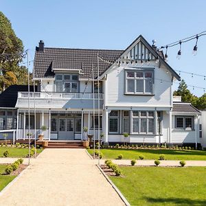 Tatum Hotel Manakau Exterior photo