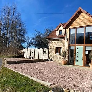 Converted Barn Villa Saint-Merd-la-Breuille Exterior photo