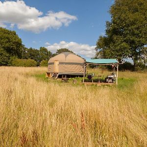 Oak Yurt Hotel Weald Exterior photo