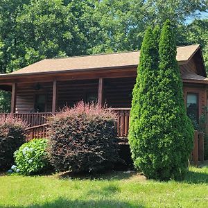 Get-Away Cabin Villa Columbus Exterior photo