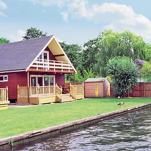 The Wherry Villa Wroxham Exterior photo