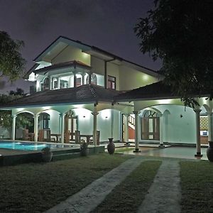 Sri Ra'Anana Villa Marawila Exterior photo