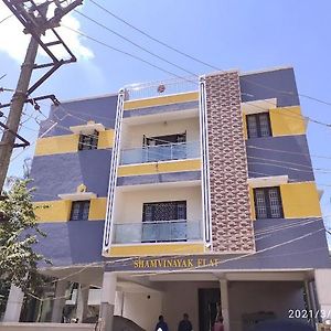 Kaarkuzhali Stay Near Airport And Kilambakkam Vandalur Exterior photo