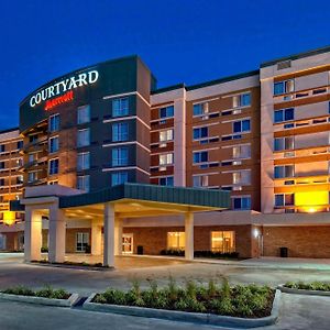 Courtyard By Marriott Westbury Long Island Hotel Exterior photo