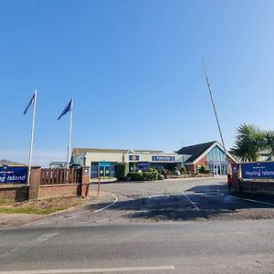 Hayling Island Holiday Park Hotel South Hayling Exterior photo