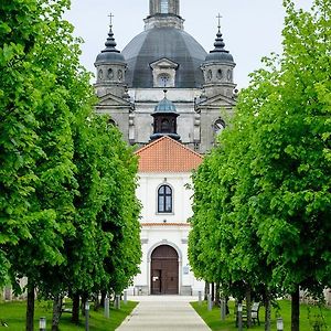 Monte Pacis Hotel Kaunas Exterior photo