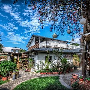 Hou Shan Ren Jia B&B Lộc Dã Exterior photo