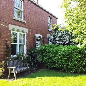 Bed And Breakfast Ashfield Pocklington Exterior photo