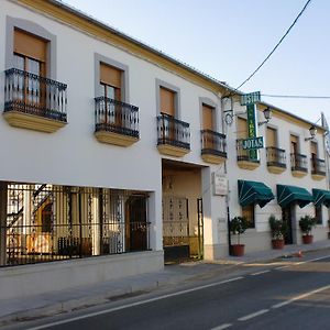 Hostal Las Tres Jotas Hotel Alcaracejos Exterior photo