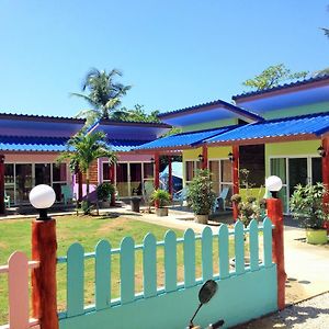 Lucky Bunggalow Hotel Đảo Đảo Koh Mook Exterior photo