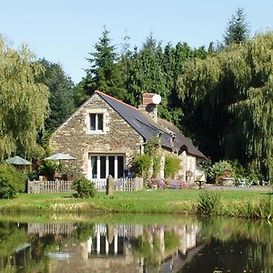 Gites De Lenvos Pontivy Exterior photo