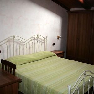 Cascina Concetta Villa Pizzo  Room photo