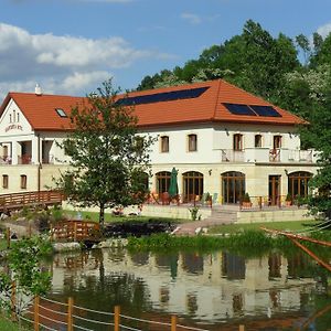 Aranybanya Hotel Telkibanya Exterior photo