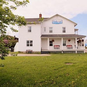 Auberge Lac-Saint-Jean Apartment Roberval Exterior photo