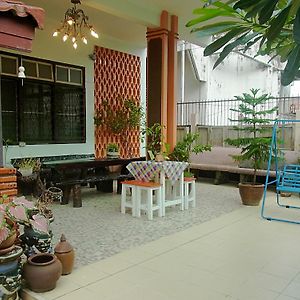 28 Rachabutr Hostel Ubon Ratchathani Exterior photo