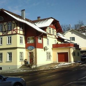 Privatzimmer Im Gasthaus Engel Apartment Dornbirn Exterior photo