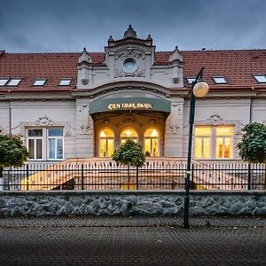 Penzion Central Park Hotel Zilina Exterior photo