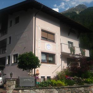 Gaestehaus Martha Bed & Breakfast Langenfeld Exterior photo