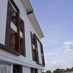 Field Town Apartment Nakhon Nayok Exterior photo