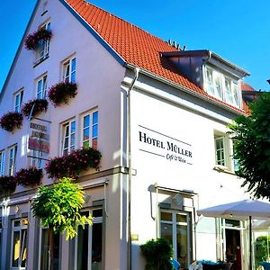 Hotel Muller Cafe & Wein - Mondholzhotel Veitshochheim Exterior photo