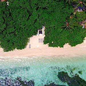 Rasdhoo Island Inn Beachfront Exterior photo