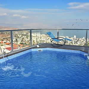 Luxury Suite With Jaccuzzi & Heated Pool Tiberias Exterior photo