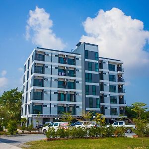 Promsook Apartment Chonburi Exterior photo