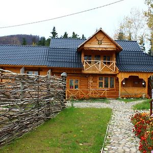 Skhovanka Dovbusha Hotel Migovo Exterior photo