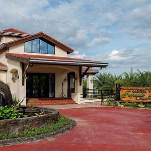 Espacio Verde Resort Roxas City Exterior photo