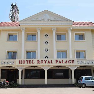 Hotel Royal Palace Karad Exterior photo