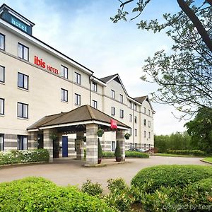 Ibis Rugby East Hotel Crick  Exterior photo