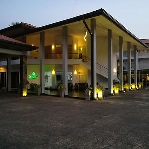 Grindlays Regency Hotel Ambepussa Exterior photo