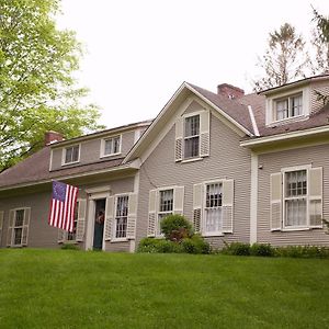 The Featherbed Inn Waitsfield Exterior photo