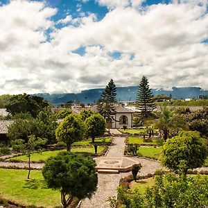 Hosteria Hacienda Pueblo Viejo Hotel Atuntaqui Exterior photo