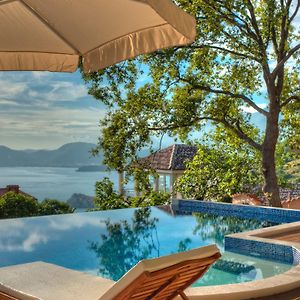 Harmonia Bungalows & Pool Sveti Stefan Exterior photo