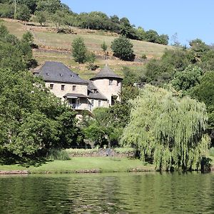 Manoir Des Pelies Bed & Breakfast Conques Exterior photo