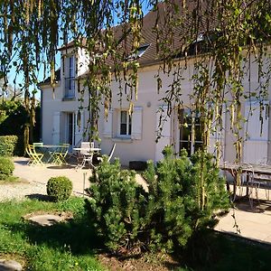 Chambre D'Elisabeth A La Ferme Bed & Breakfast Montepilloy Exterior photo