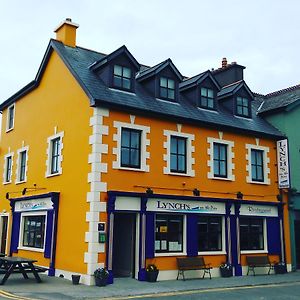 Lynch'S On The Pier Bed & Breakfast Castletownbere Exterior photo