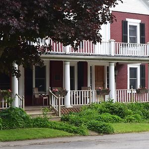 Black Lantern Inn Montgomery Center Exterior photo